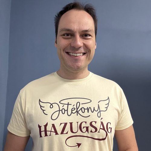 Jótékony Hazugság póló